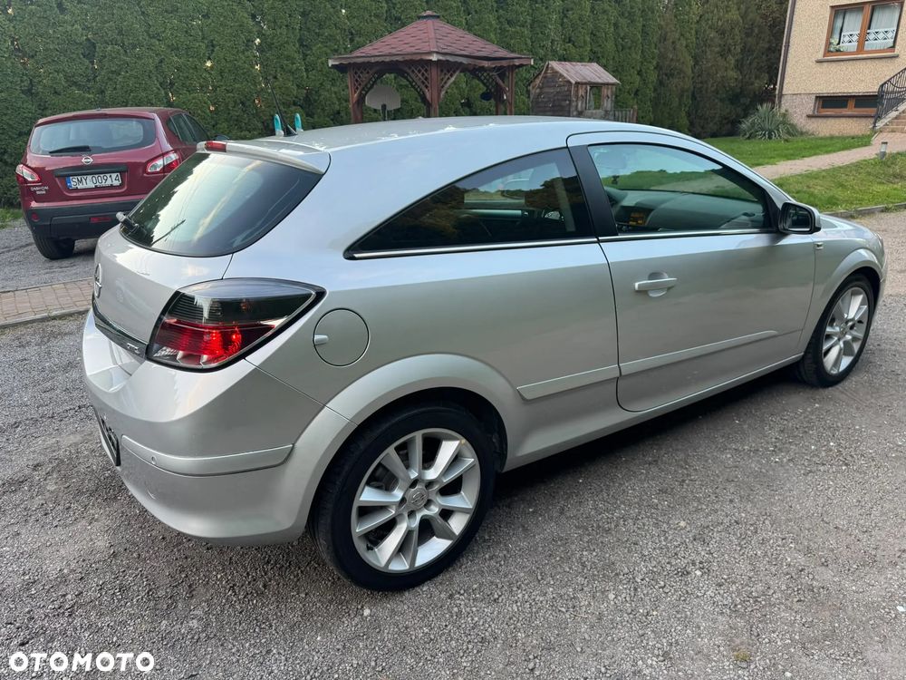 Opel Astra - 4