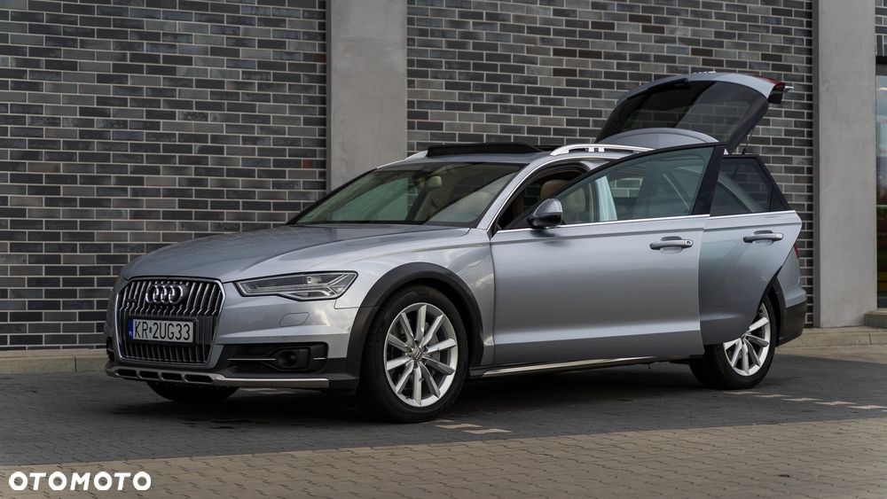 Audi A6 Allroad - 32