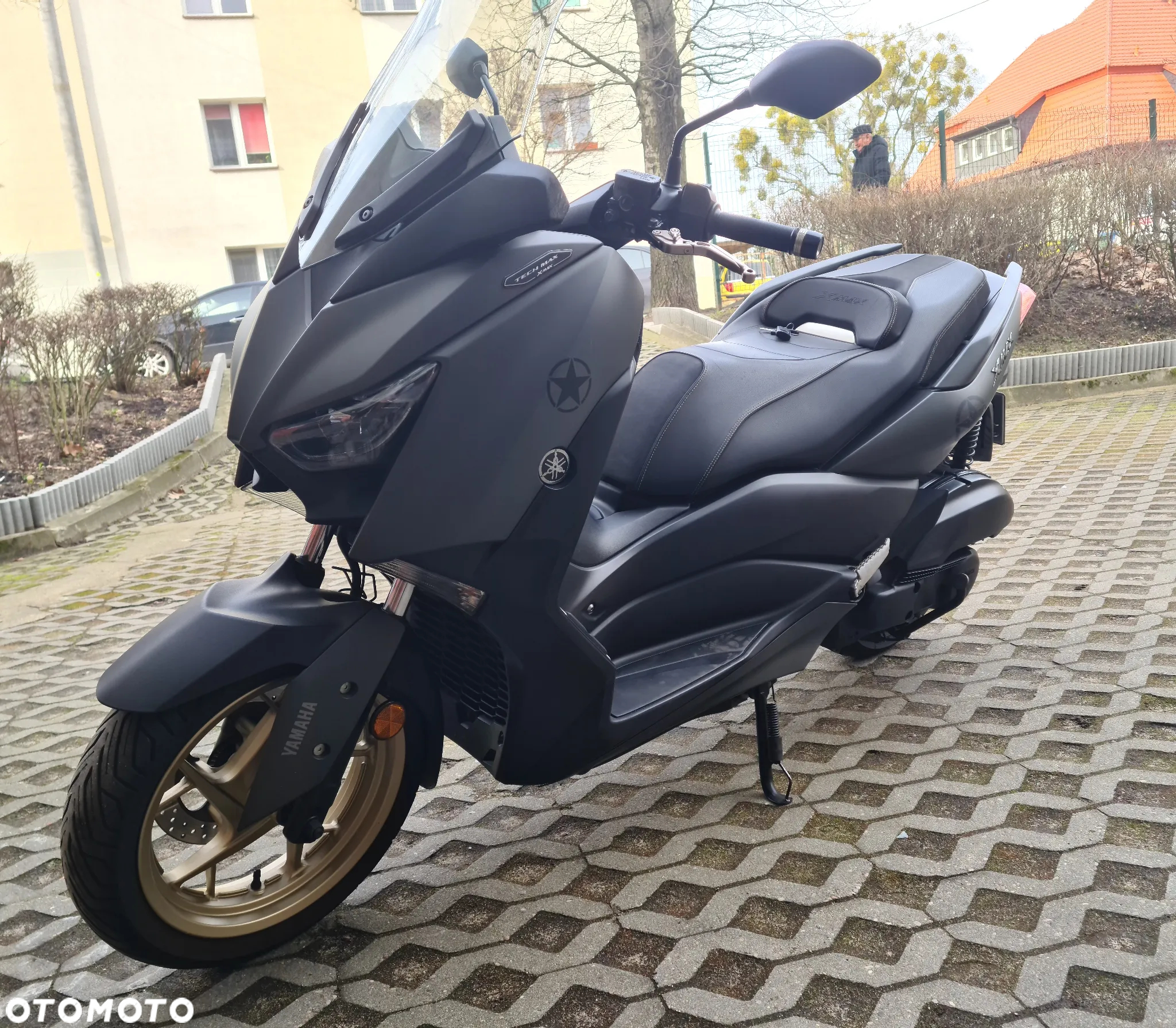Yamaha X-max - 14
