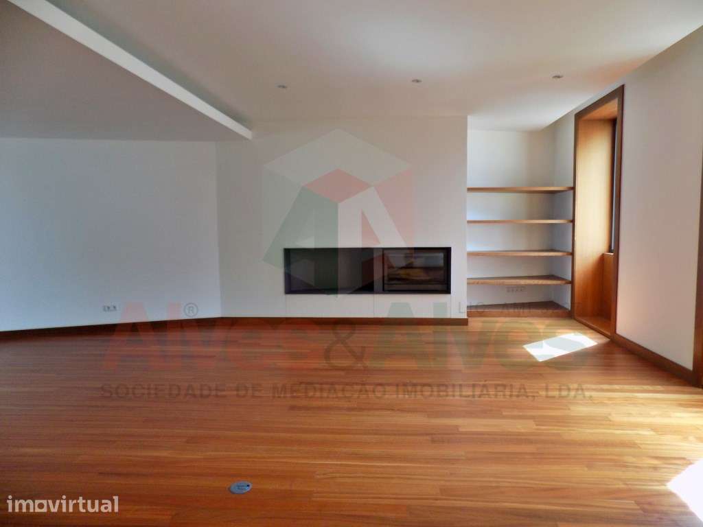 Moradia T4 Leça da Palmeira - zona histórica - Grande imagem: 5/30