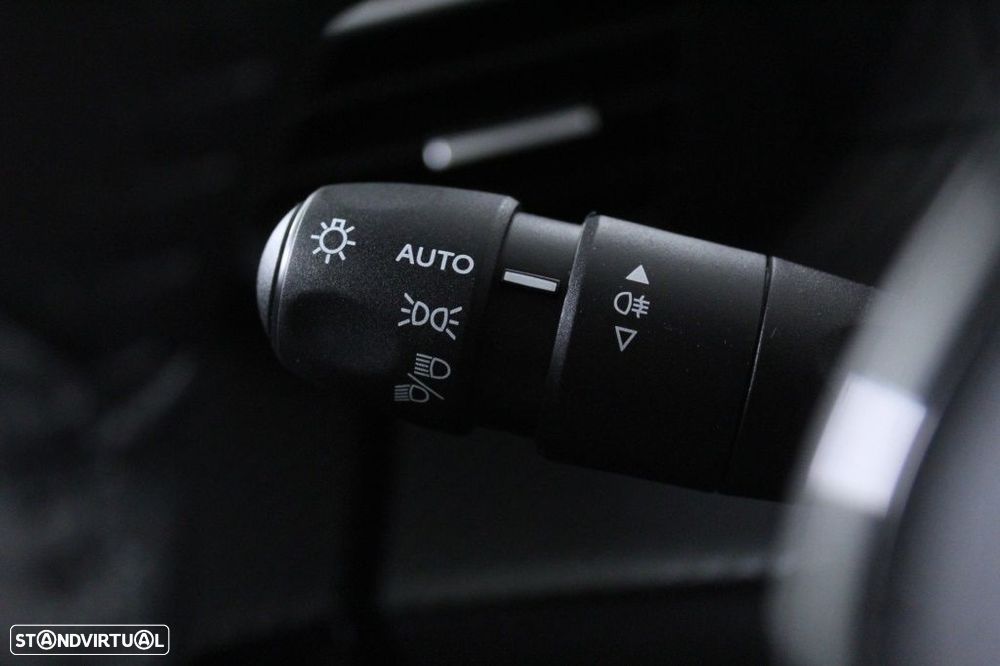 Peugeot 208 1.2 PureTech Active - 24