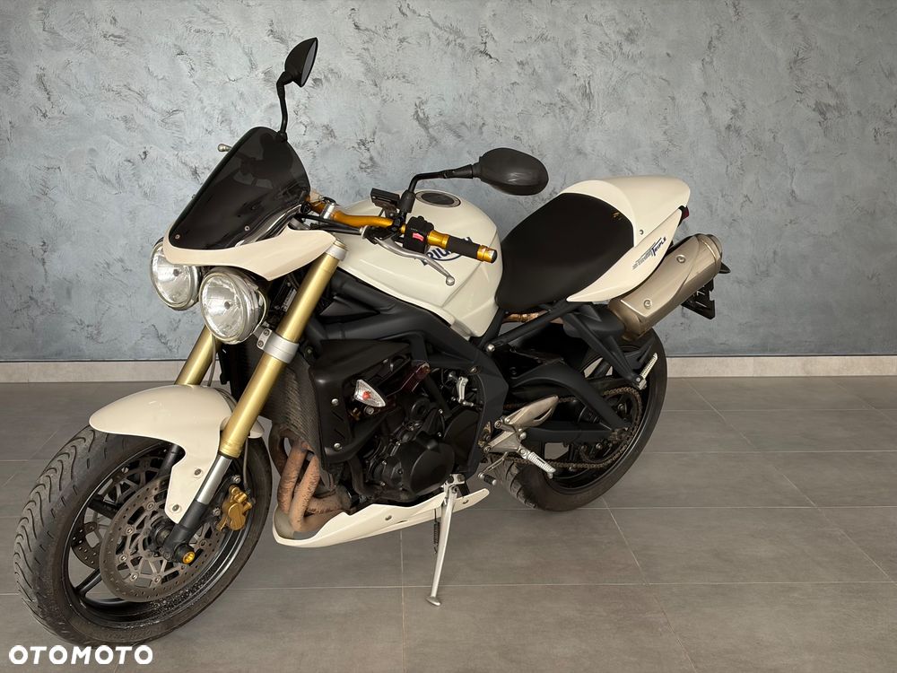 Triumph Street Triple - 5