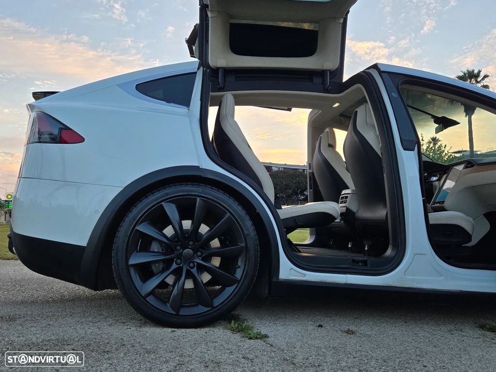 Tesla Model X 100D - 2