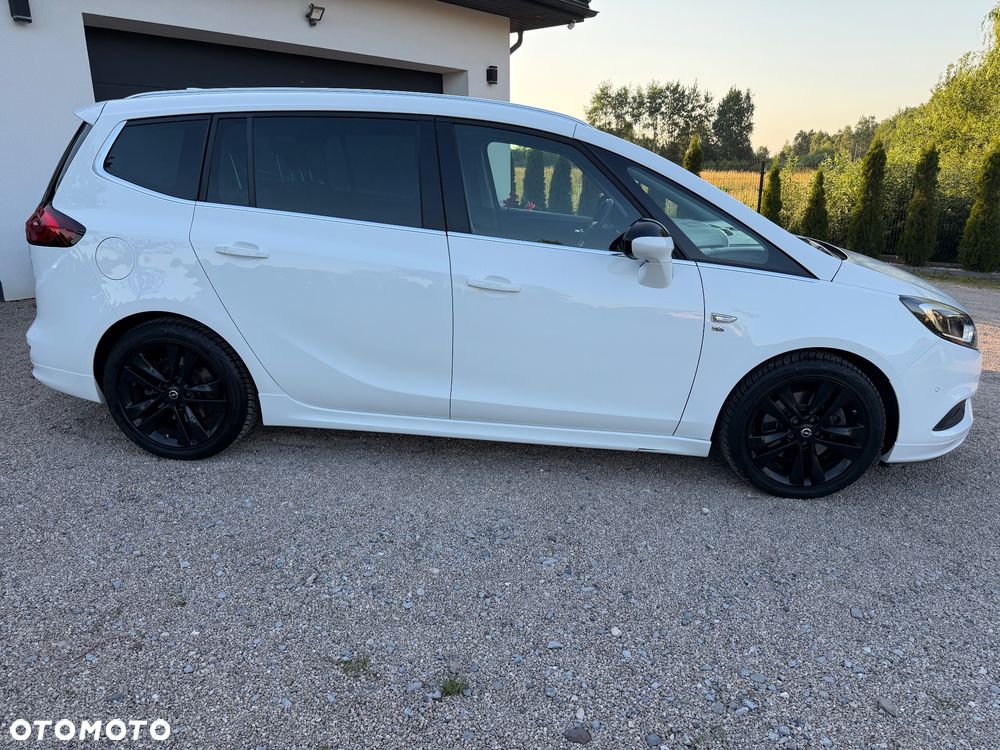 Opel Zafira 2.0 D (CDTI ecoFLEX) Start/Stop Innovation - 18