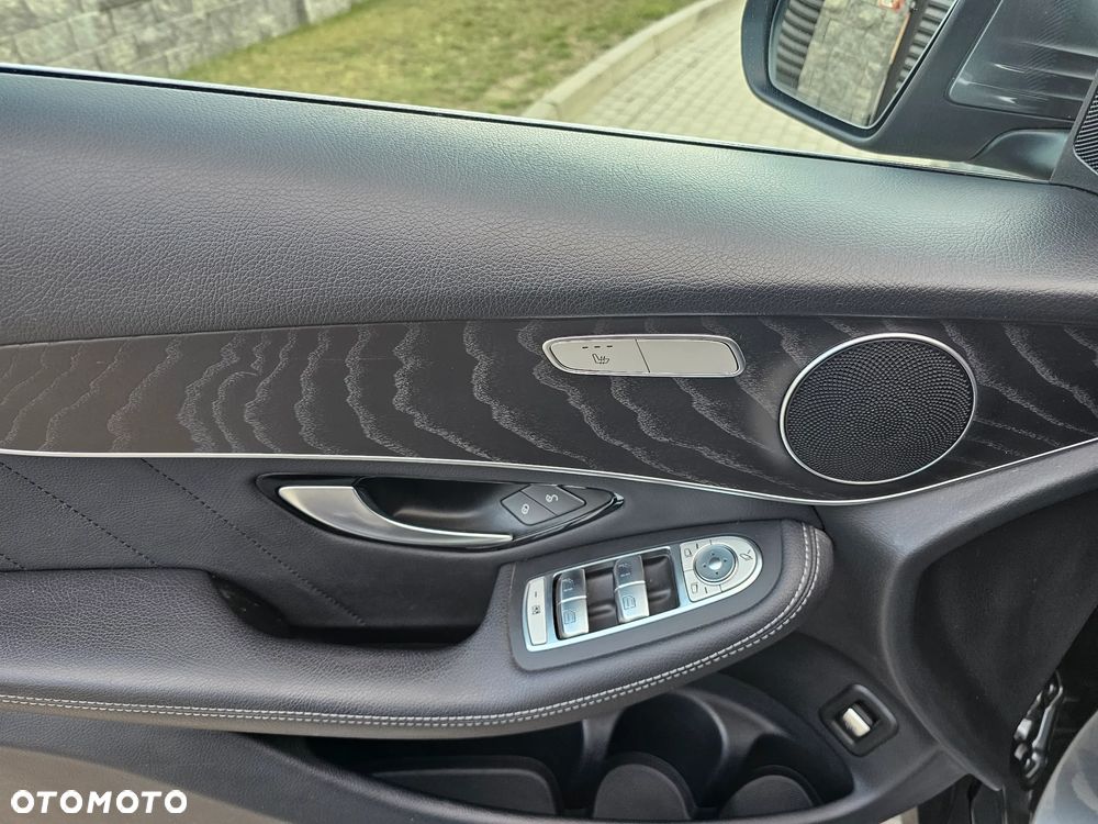 Mercedes-Benz GLC - 25