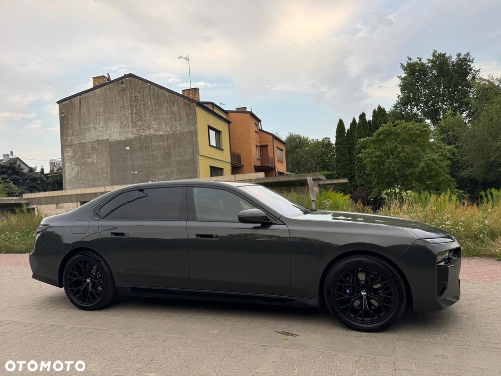 BMW Seria 7 740d xDrive mHEV Individual Edition sport - 15