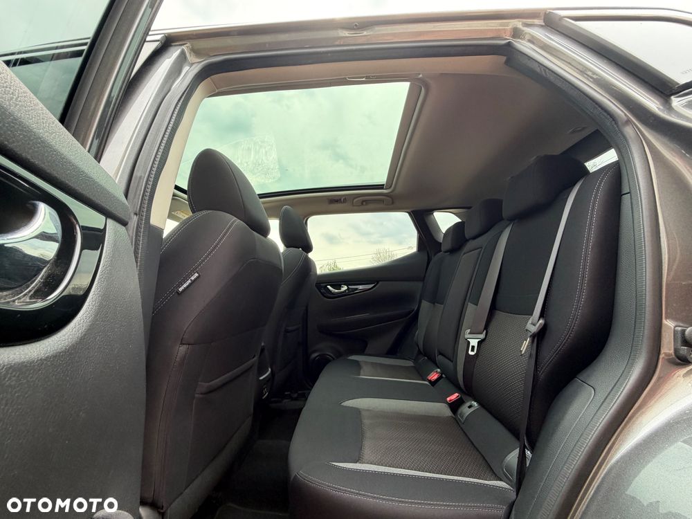 Nissan Qashqai 1.3 DIG-T Tekna - 12