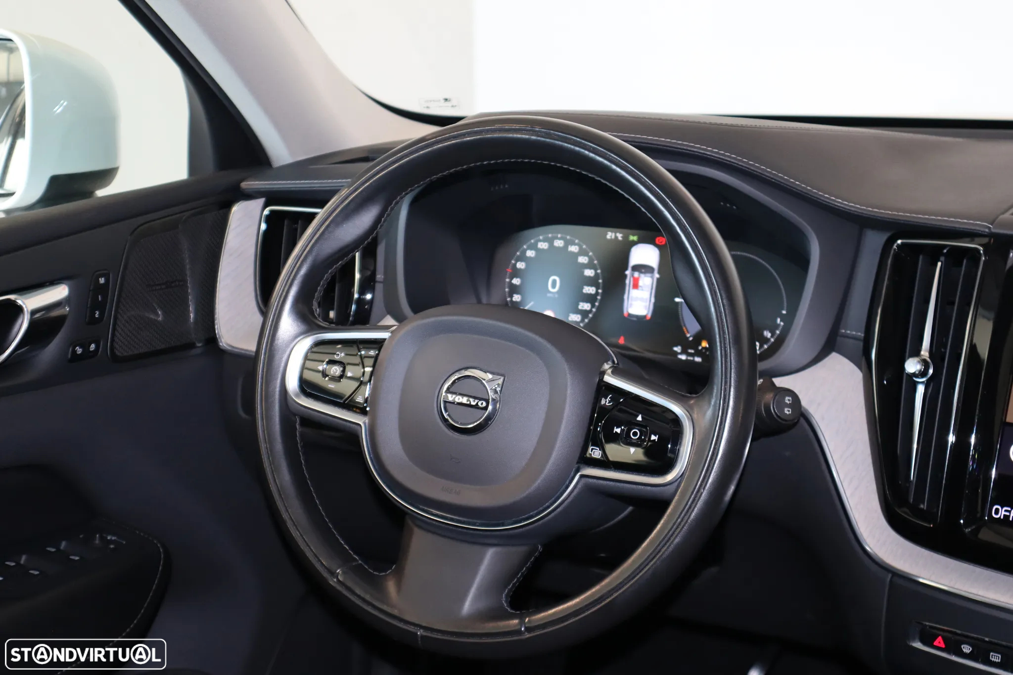 Volvo XC 60 2.0 T6 PHEV Inscription AWD - 13