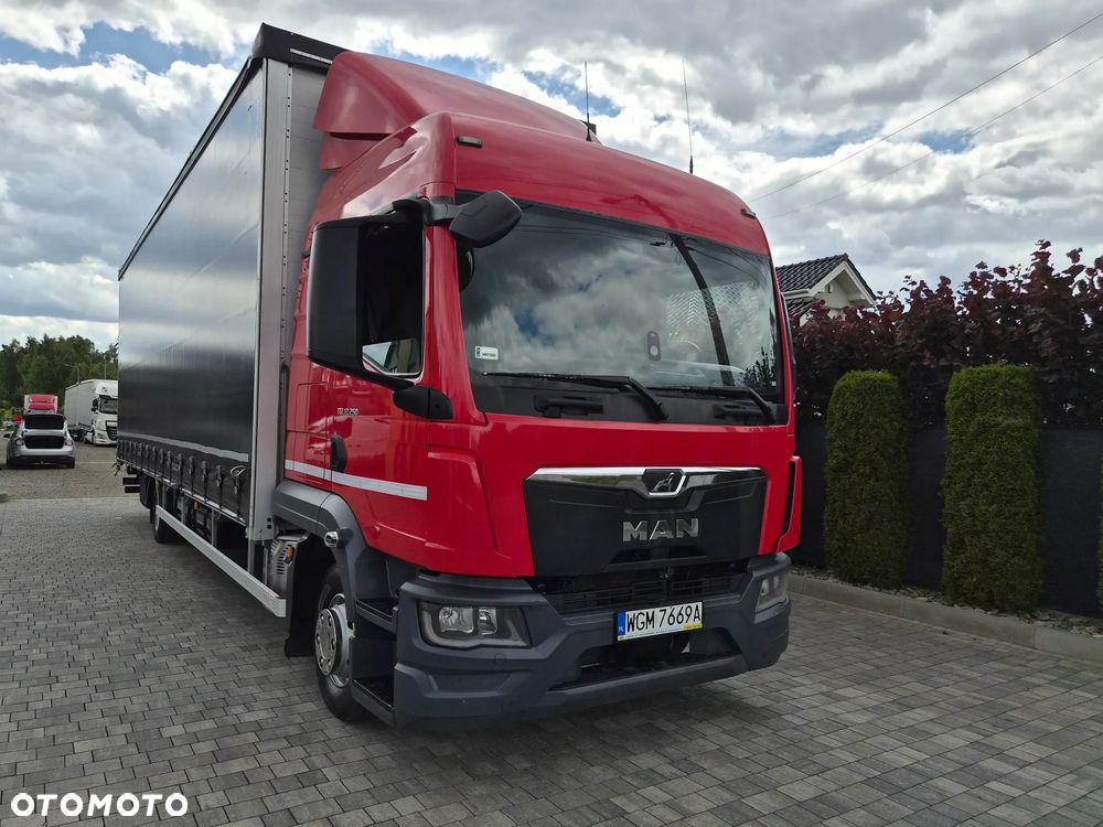 MAN TGL 12.250 KABINA LX DWA LÓŻKA + 23 PALETY - 37