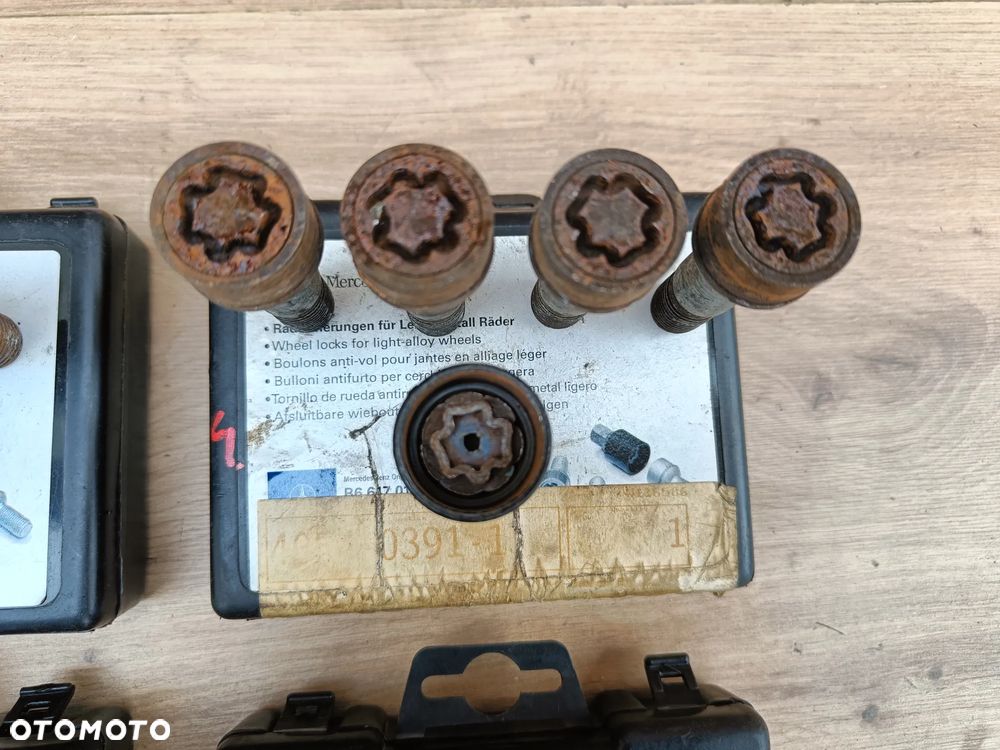 MERCEDES W164 W203 W204 W207 W209 W211 W212 ŚRUBY ZABEZPIECZAJĄCE ZŁODZIEJKI - 5