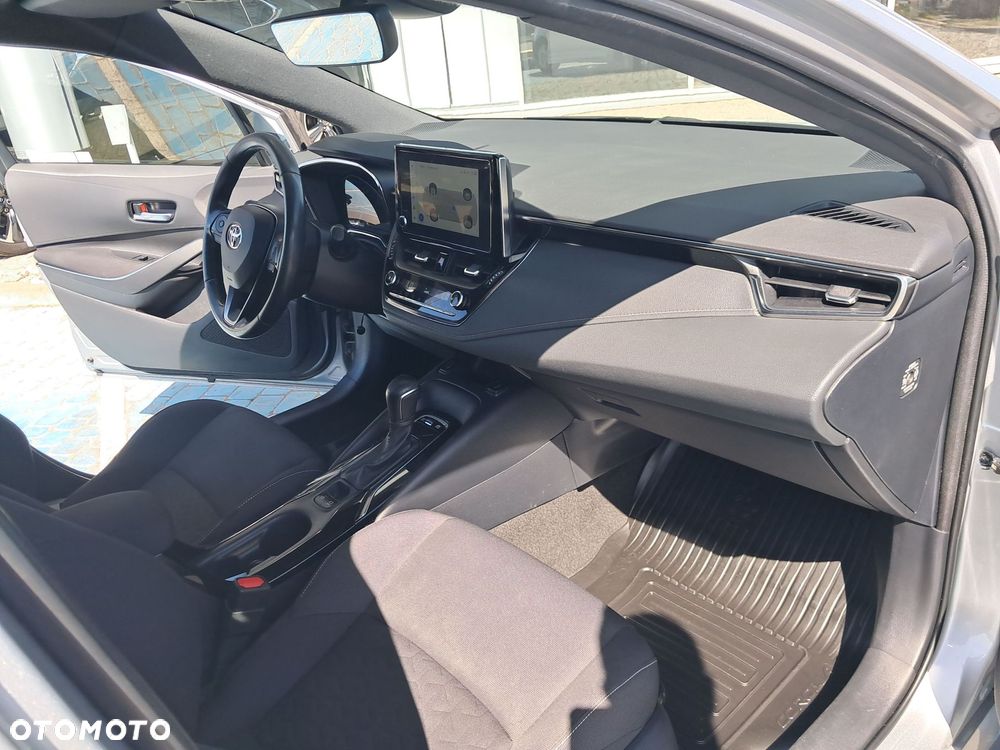Toyota Corolla 1.8 Hybrid Comfort - 29