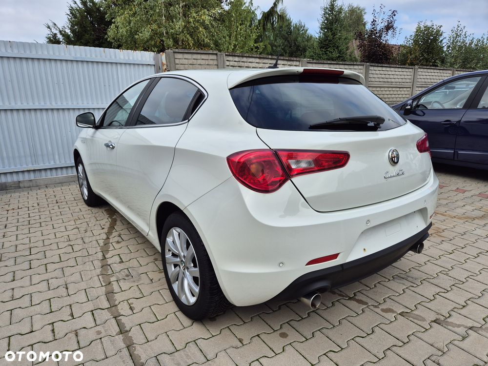 Alfa Romeo Giulietta 2.0 JTDM 16V TCT Turismo - 3