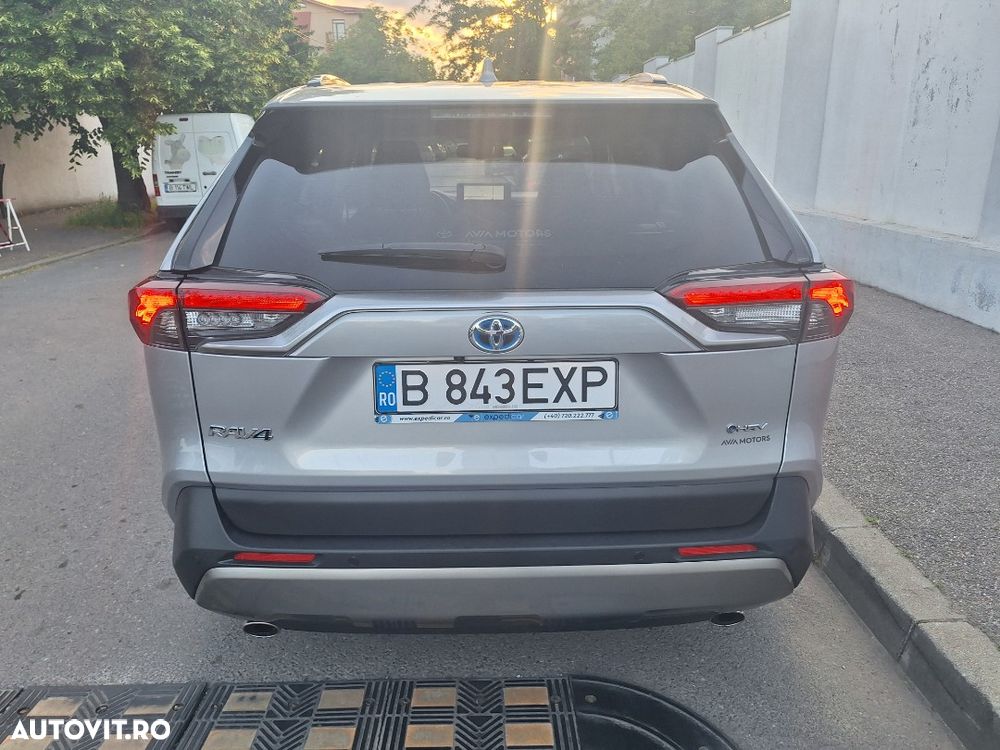 TOYOTA RAV4 2024 — imagine 8