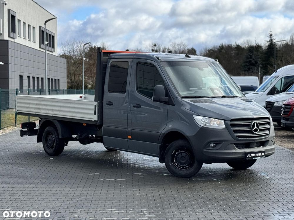 Mercedes-Benz Sprinter - 1