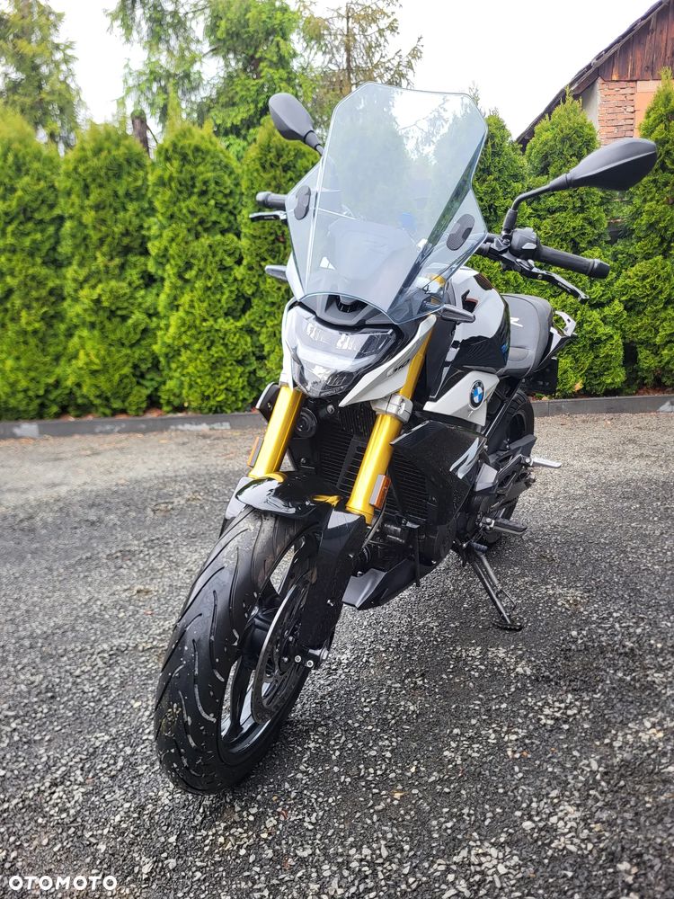 BMW G - 10