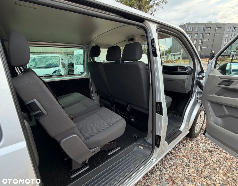 Volkswagen Transporter Kombi L1H1 4Motion - 19