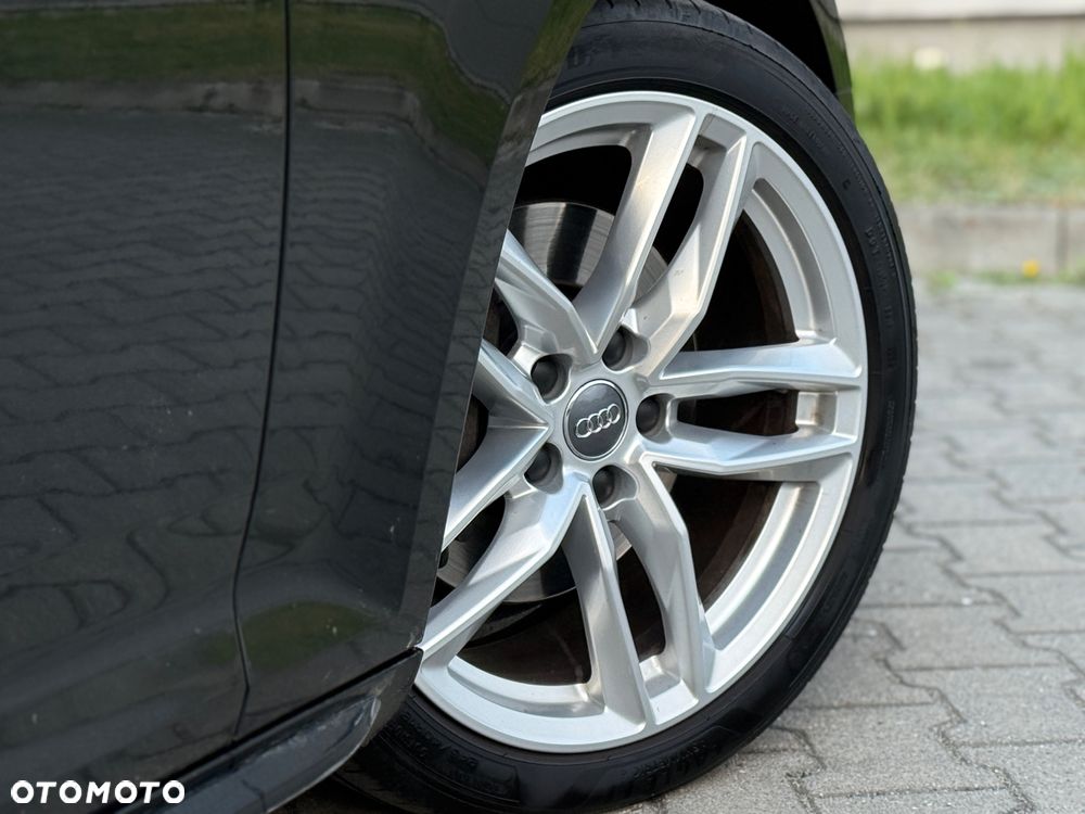 Audi A4 Avant 2.0 TDI Sport S tronic - 12