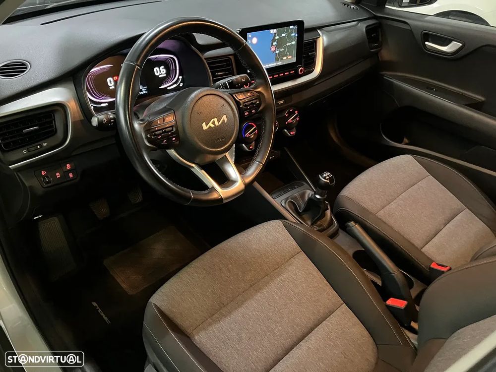 Kia Stonic 1.2 MPi Dynamic - 16