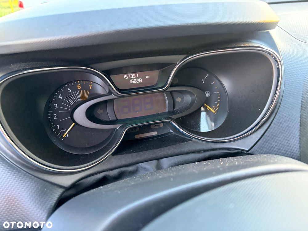 Renault Captur - 13