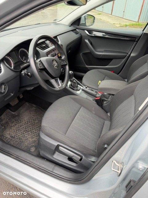 Skoda Octavia 2.0 TDI Style DSG - 8