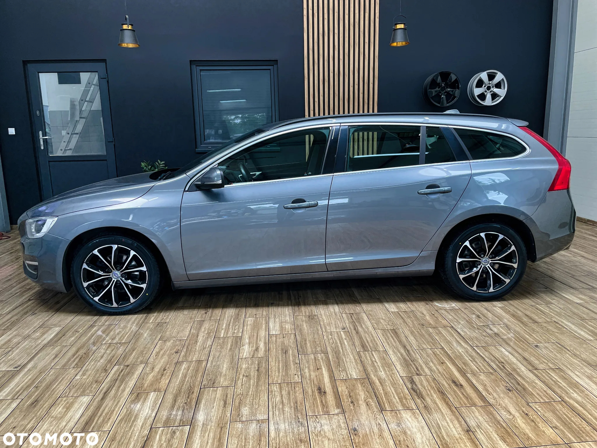 Volvo V60 - 10