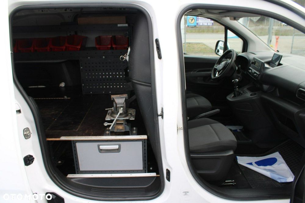 Opel Combo - 25