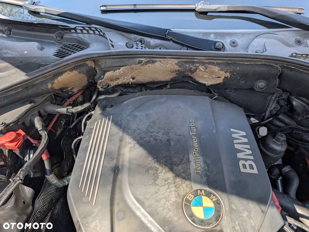 BMW Seria 5 520d xDrive - 32