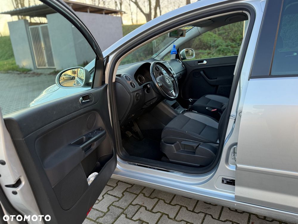 Volkswagen Golf Plus - 11