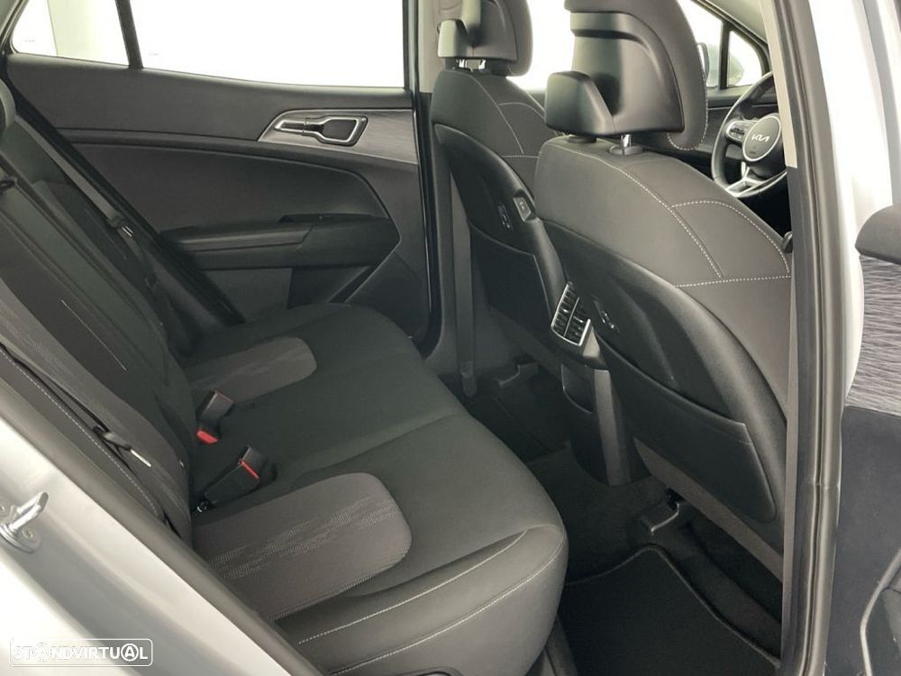 Kia Sportage 1.6 T-GDi Drive - 23