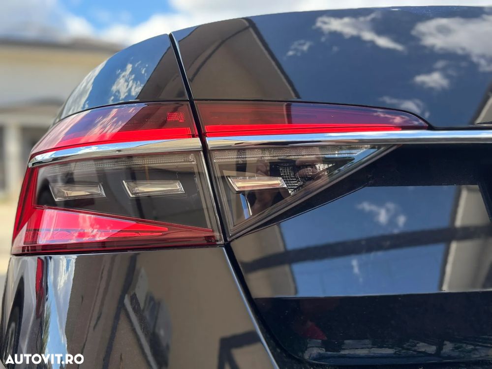 Skoda Superb 2.0 TDI DSG Ambition - 40