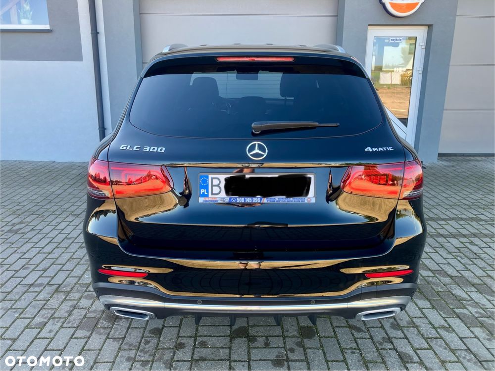 Mercedes-Benz GLC 300 4-Matic - 5