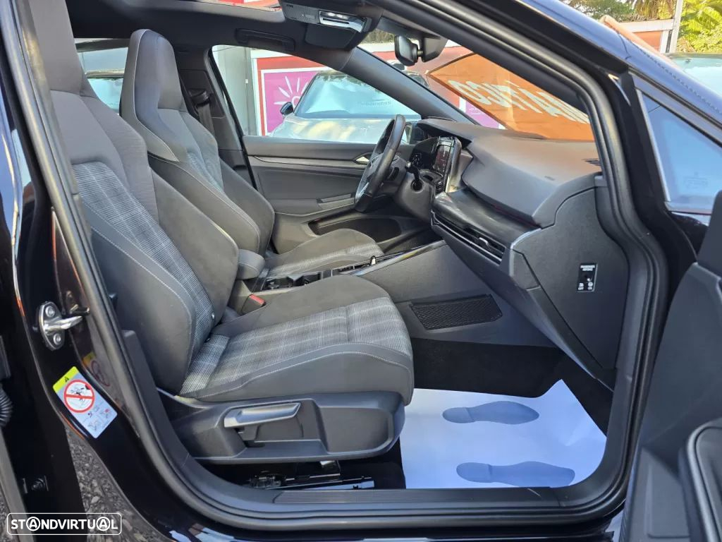 VW Golf 2.0 TDI GTD DSG - 18