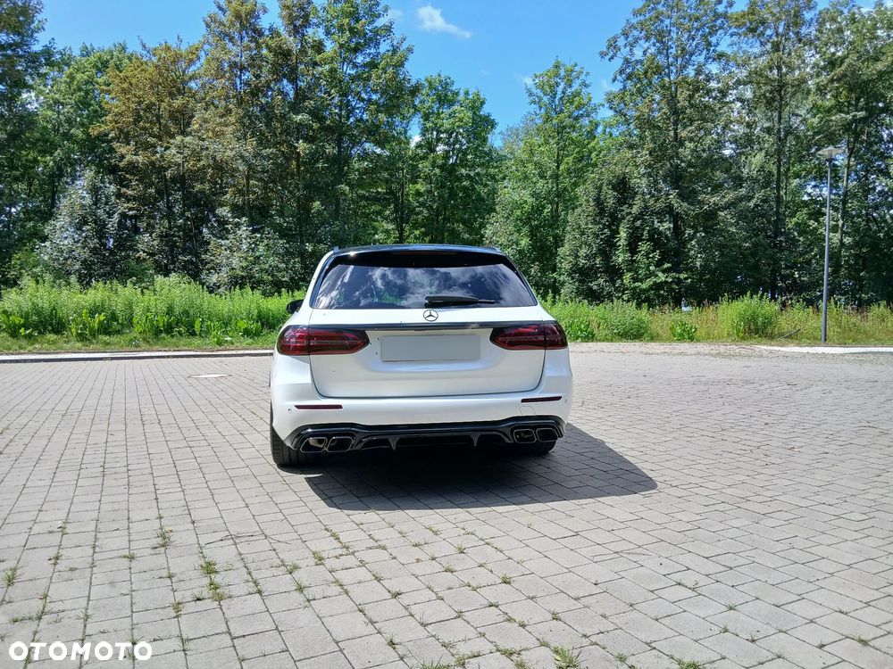 Mercedes-Benz Klasa E AMG 63 S 4Matic+ AMG Speedshift MCT-9G - 9
