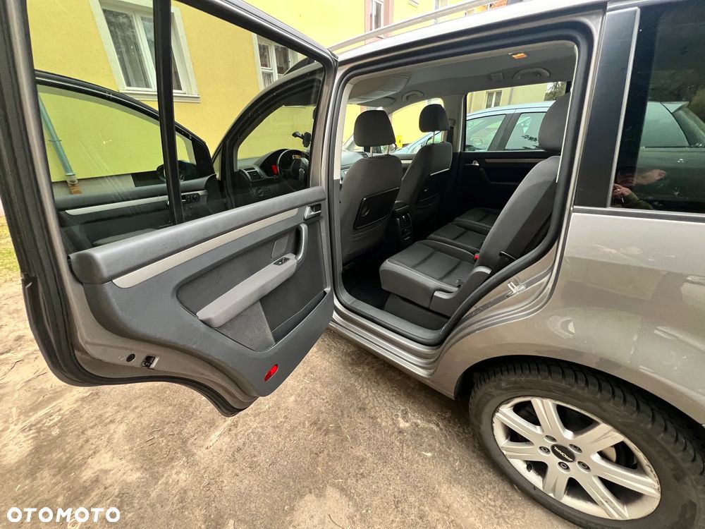 Volkswagen Touran 1.9 TDI Trendline - 6