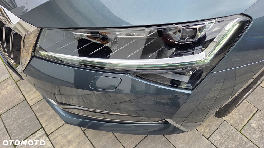 Skoda Superb 2.0 TDI SCR 4x4 L&K DSG - 29