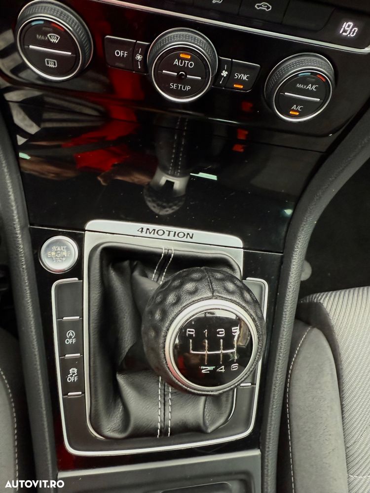 Volkswagen Golf - 13