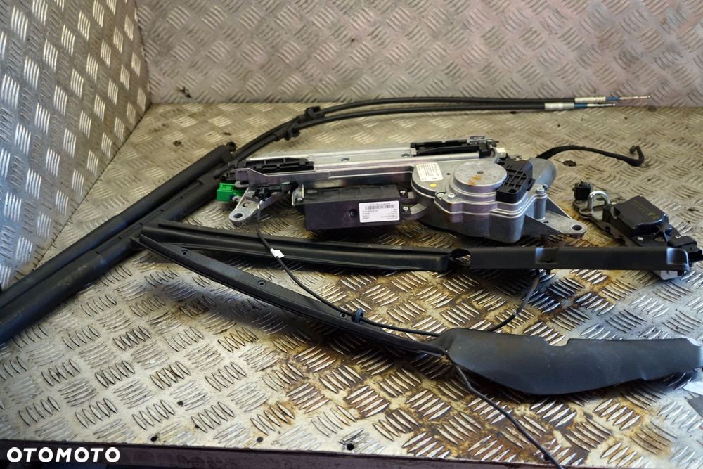 SIŁOWNIK ELEKTRYCZNY KLAPY BAGAŻNIKA C5 III X7 KOMBI 9661797080 9661840680 CITROEN 2008-2017 - 1