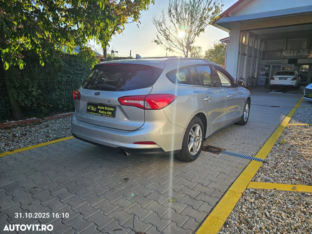 Ford Focus 1.5 EcoBlue Active - 6