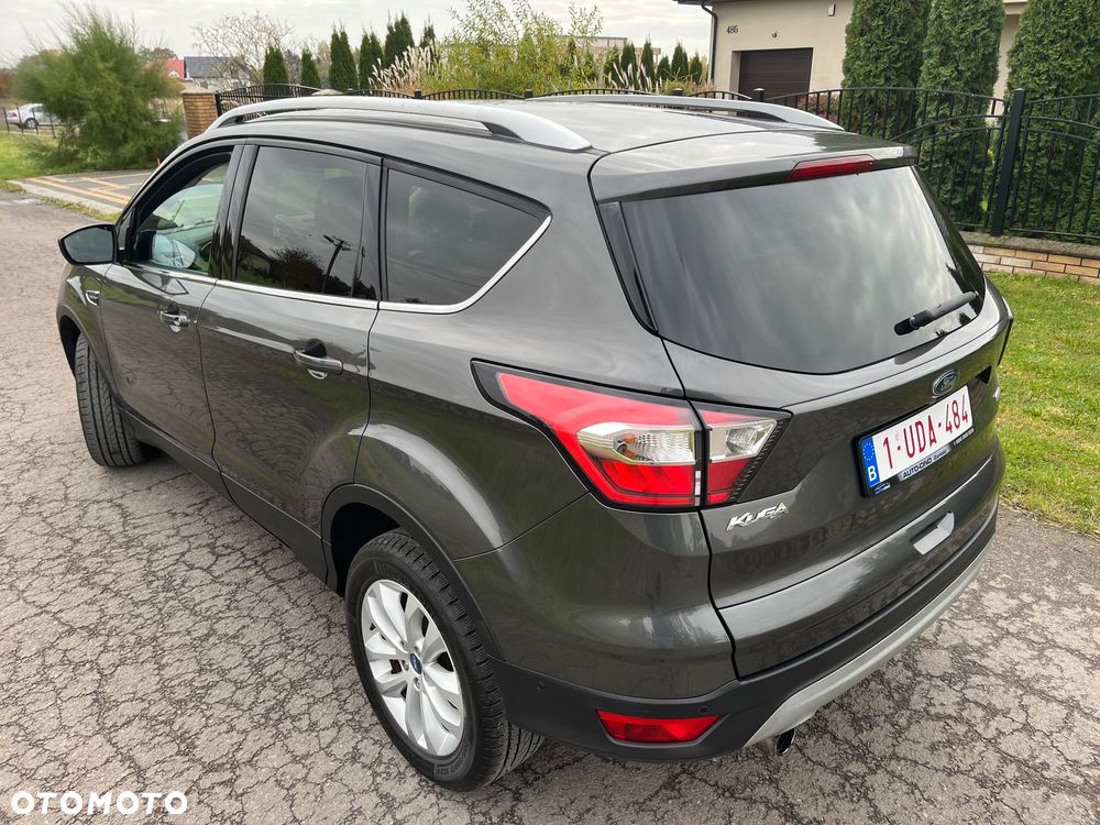 Ford Kuga - 12