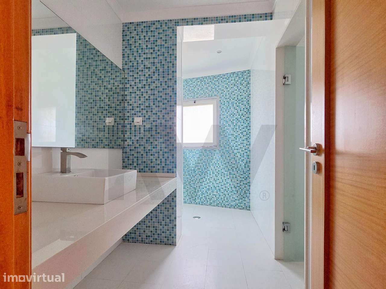 T3 com 152 m2, Varanda, Garagem, Condominio fechado | Paço de Arcos