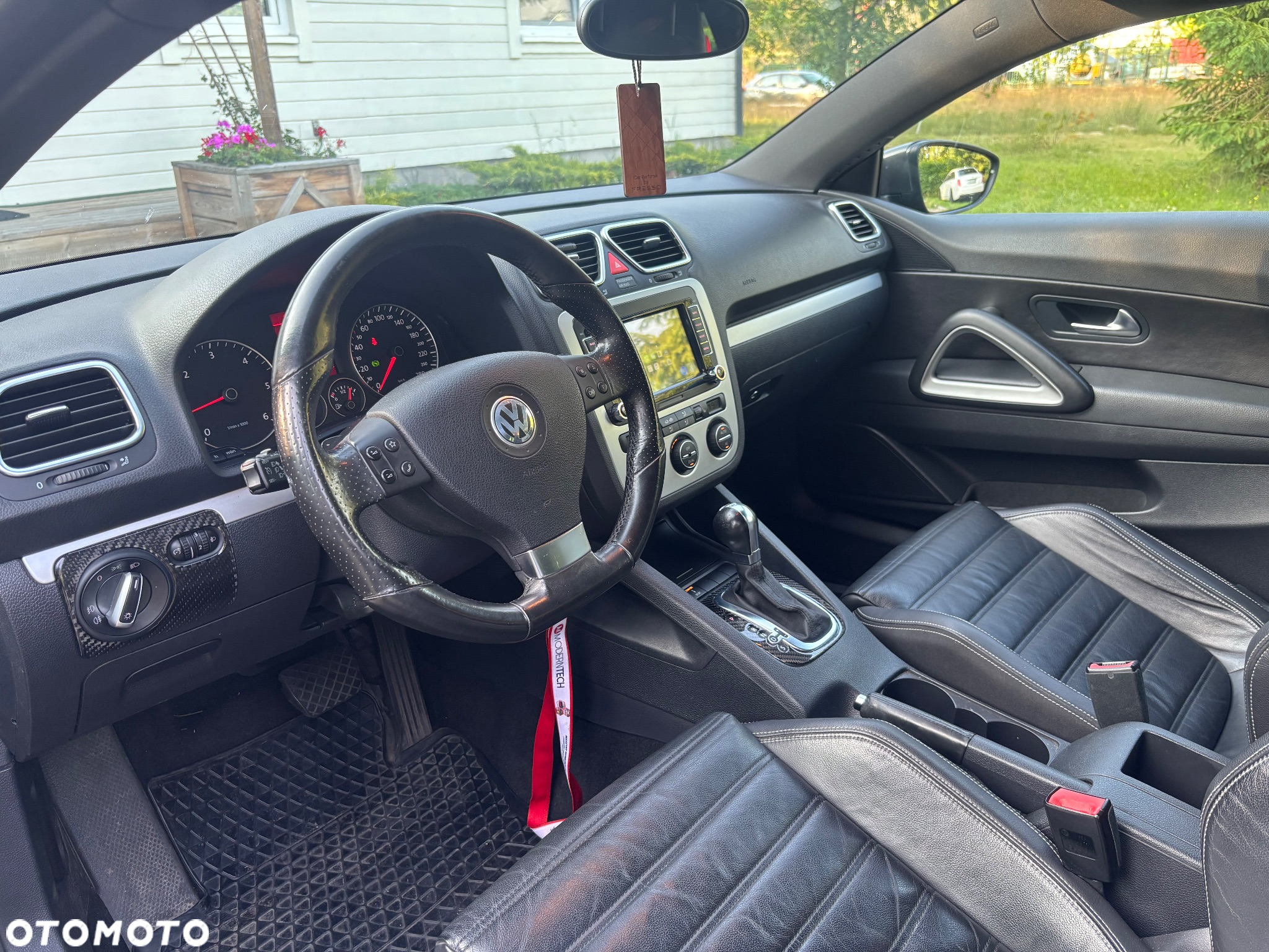 Volkswagen Scirocco 2.0 TDI DSG - 9