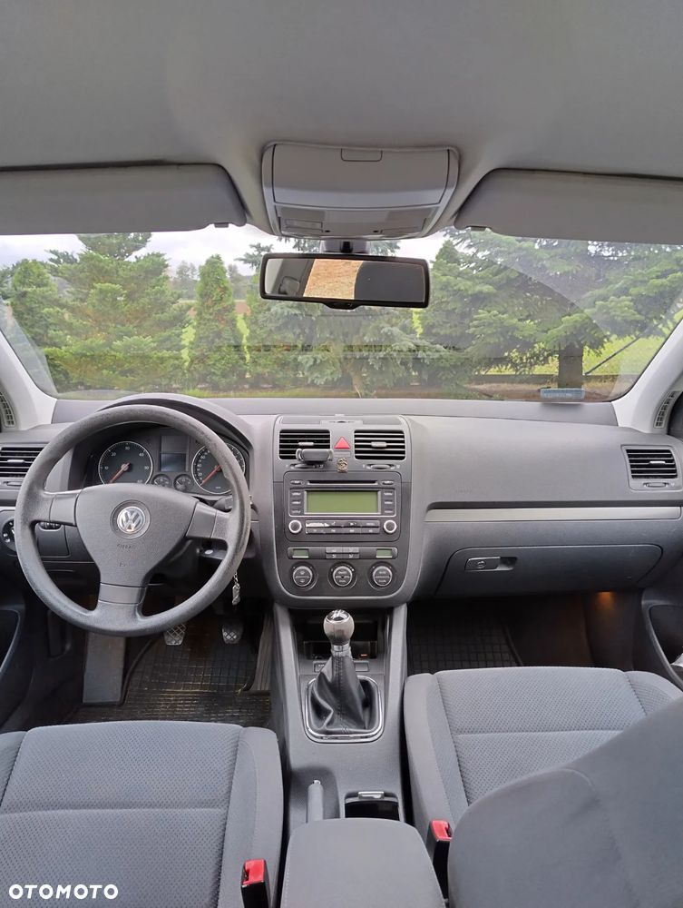 Volkswagen Golf V 1.9 TDI Trendline - 5