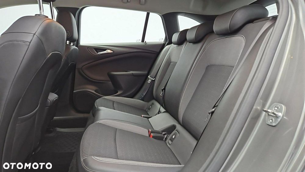 Opel Astra 1.5 CDTI Elegance S&S - 23