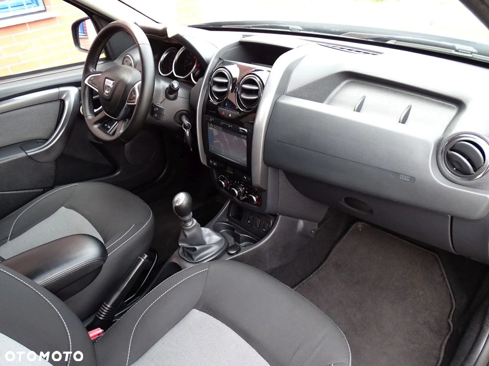 Dacia Duster 1.2 TCe Celebration - 19