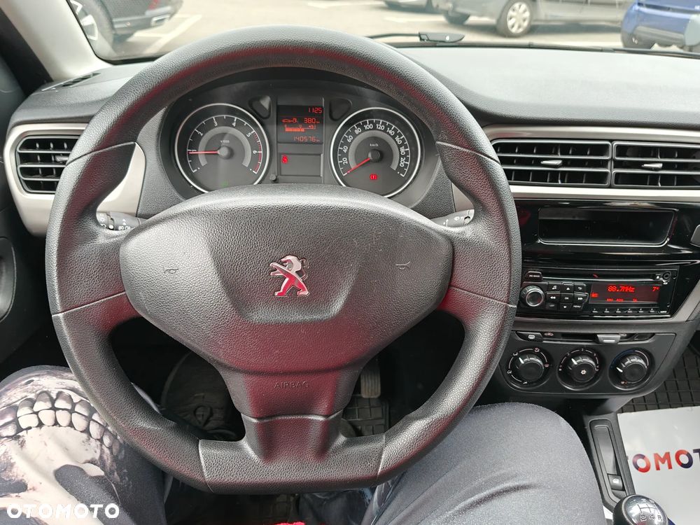 Peugeot 301 1.2 VTi/Pure Tech Allure - 19