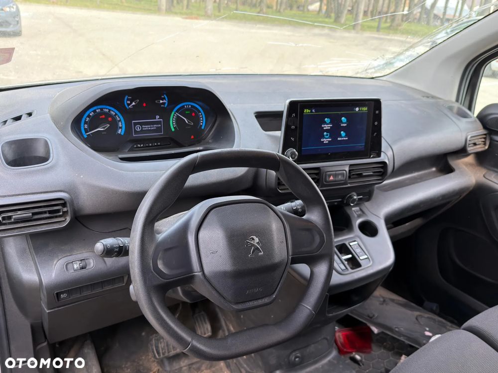 Peugeot E Partner - 5