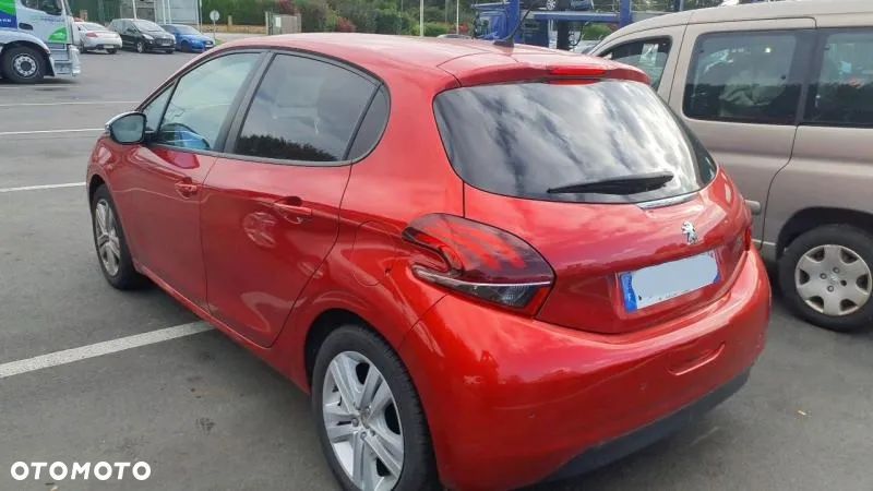 Peugeot 208 PureTech 82 Stop & Start Signature - 3