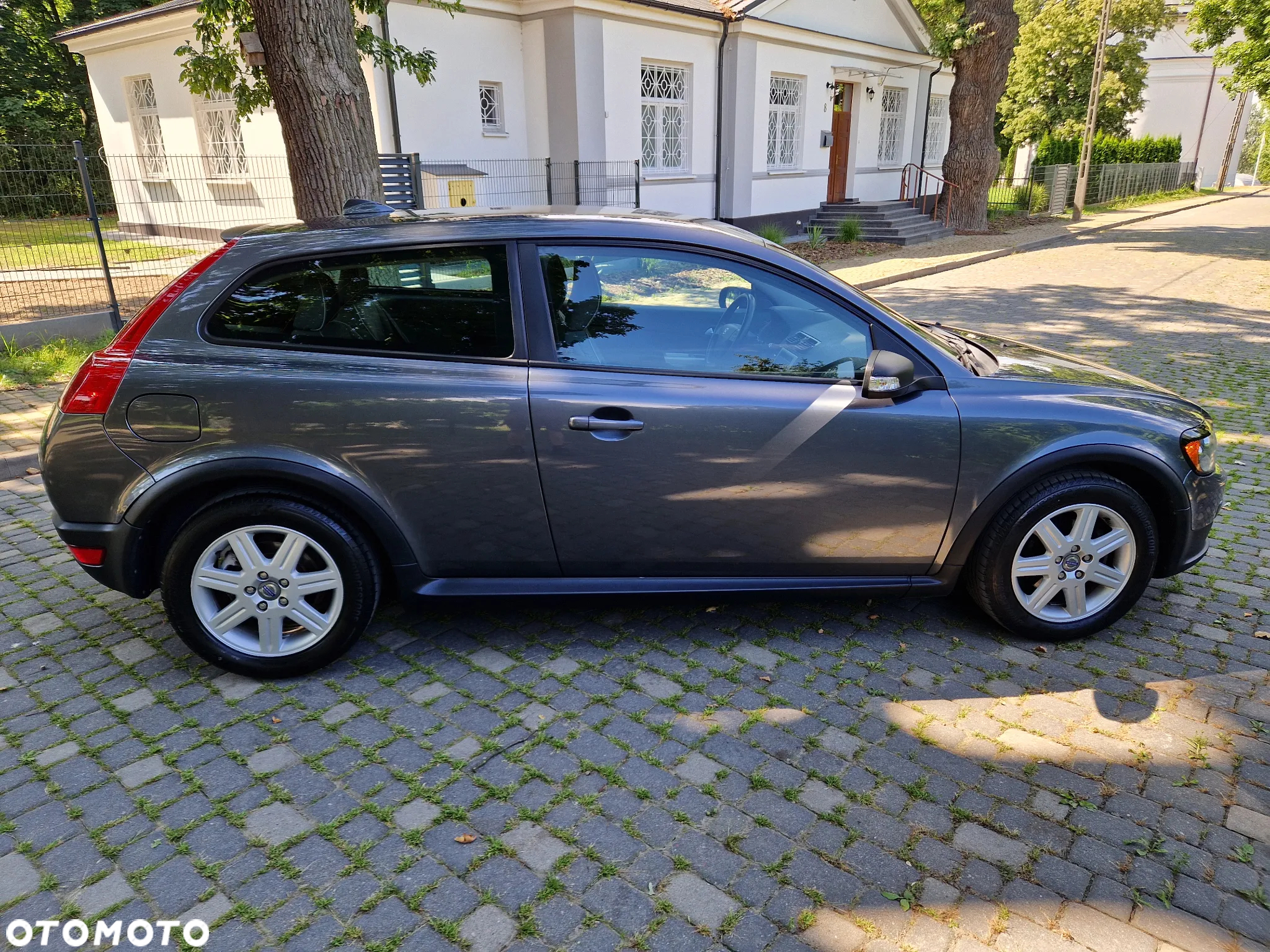 Volvo C30 D2 DRIVe Momentum - 9