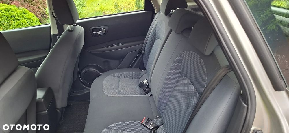 Nissan Qashqai 1.6 Visia - 11