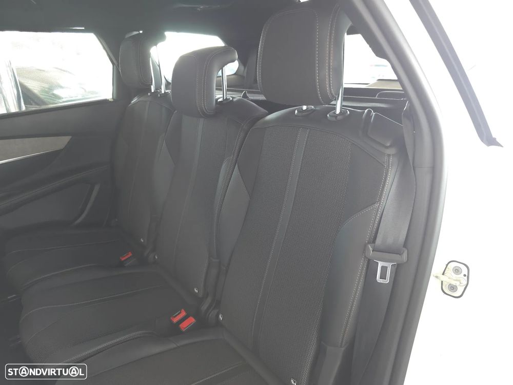 Peugeot 5008 1.5 BlueHDi GT EAT8 - 15